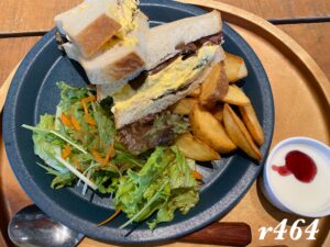 R Baker（アールベイカー）のモーニング